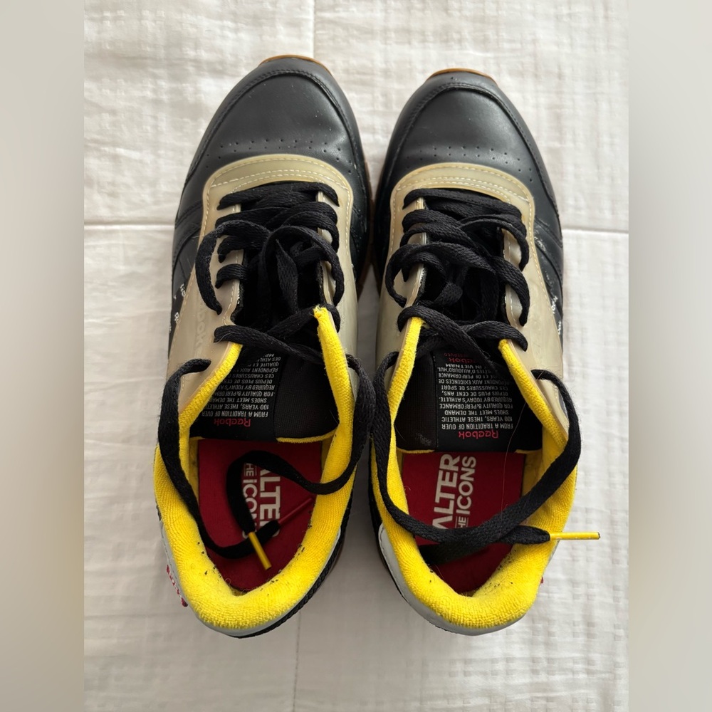 Reebok Classic Black and Yellow Sneakers